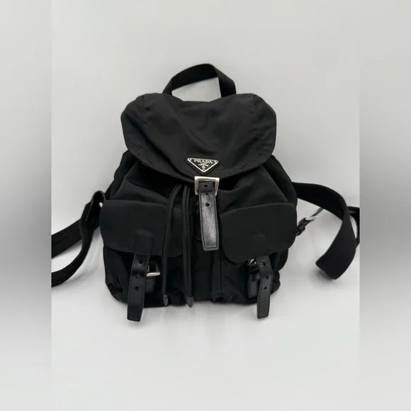 🌹♥️PRADA NYLON NERO BACKPACK♥️🌹 - Picture 2 of 14
